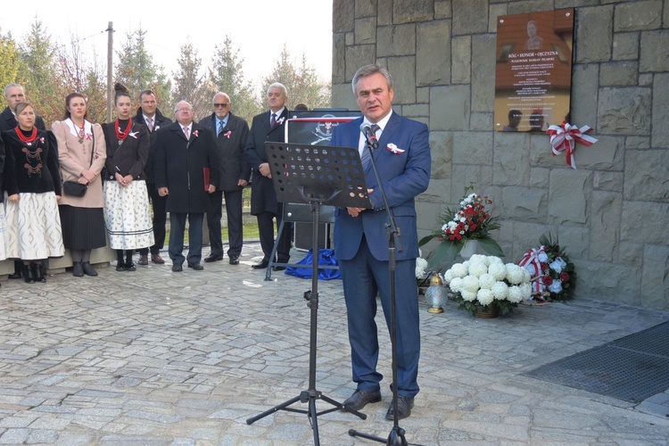 Pisarzowice i ich bohaterowie Niepodleglej