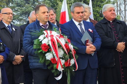 Pisarzowice i ich bohaterowie Niepodleglej