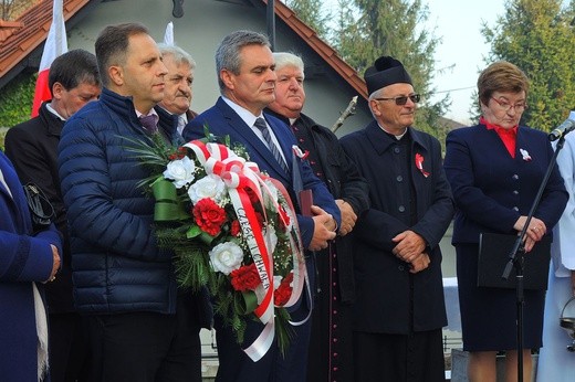 Pisarzowice i ich bohaterowie Niepodleglej