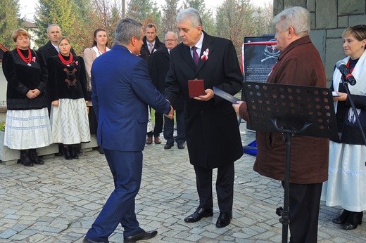 Pisarzowice i ich bohaterowie Niepodleglej