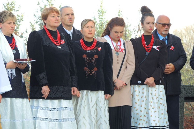 Pisarzowice i ich bohaterowie Niepodleglej