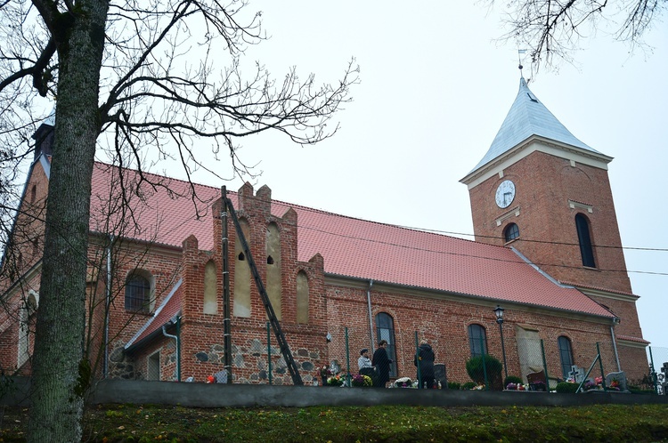 ​Inauguracja odnowionego kościoła św. Wawrzyńca w Plutach