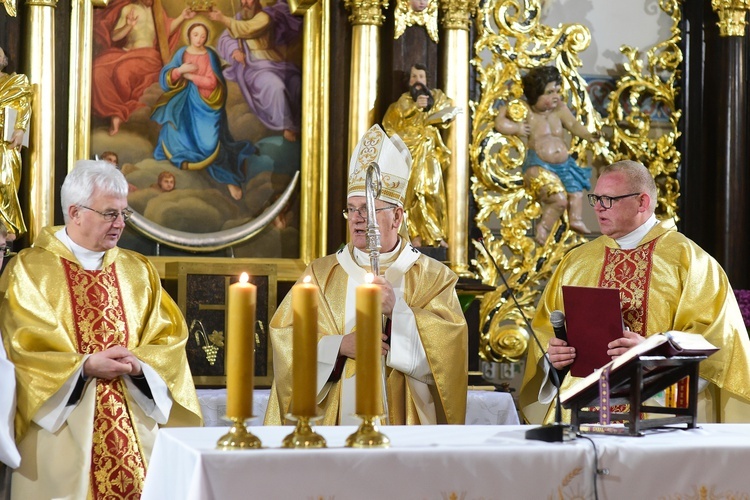 ​Inauguracja odnowionego kościoła św. Wawrzyńca w Plutach