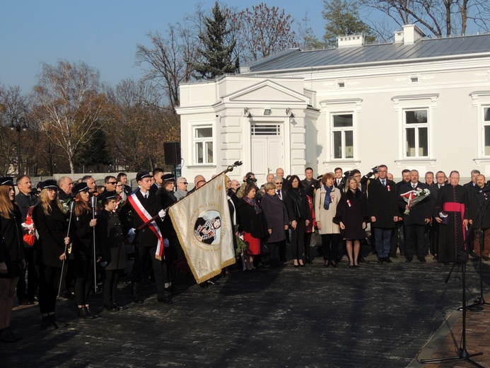 Odsłonięcie pomnika dr. Antoniego Troczewskiego