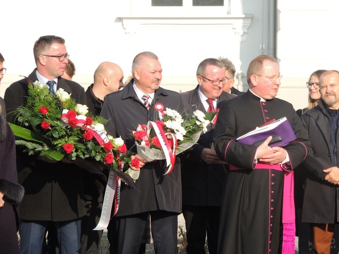 Odsłonięcie pomnika dr. Antoniego Troczewskiego