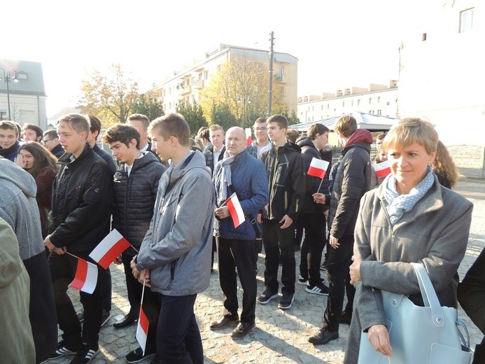 Odsłonięcie pomnika dr. Antoniego Troczewskiego