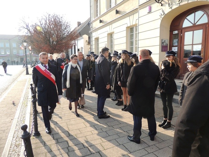 Odsłonięcie pomnika dr. Antoniego Troczewskiego