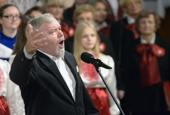 Patriotyczny koncert chórów polonijnych