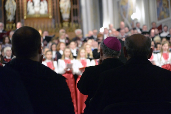 Patriotyczny koncert chórów polonijnych