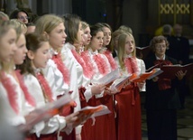 Patriotyczny koncert chórów polonijnych