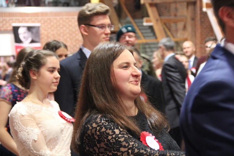 VIII Niepodległościowy Bal Bezalkoholowy