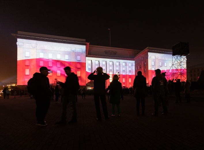 Patriotyczna iluminacja Sejmu Ślaskiego