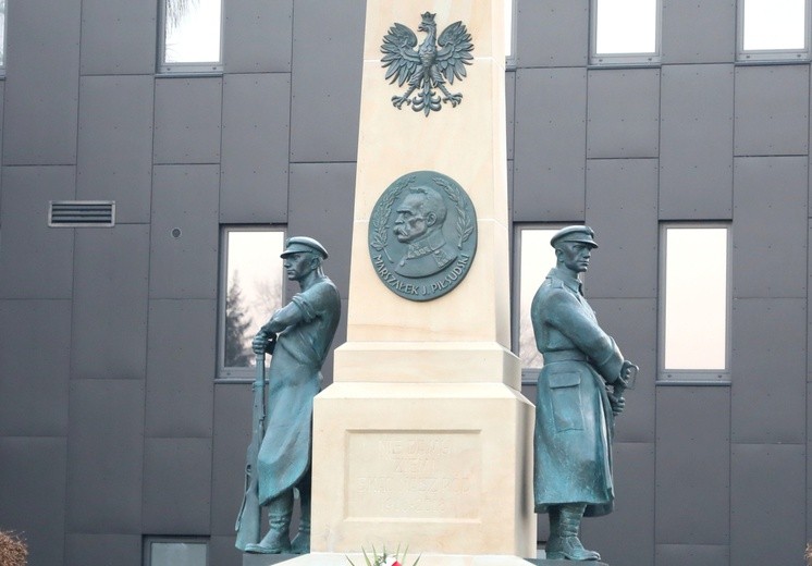 Powrót Pomnika Wolności w Czechowicach-Dziedzicach