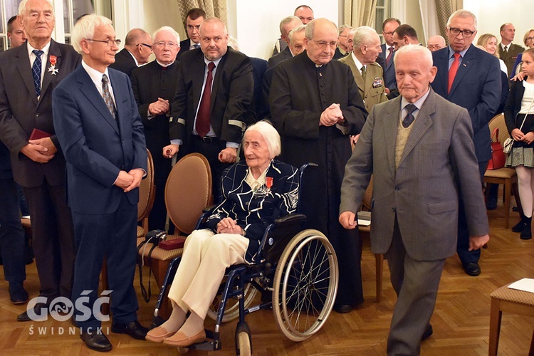 Wręczenie odznaczeń z okazji 100. rocznicy odzyskania niepodległości przez Polskę