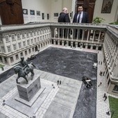Sejm uchwalił ustawę o odbudowie Pałacu Saskiego