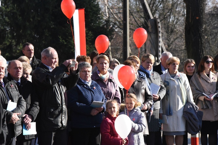 Niepodległej - Bucze