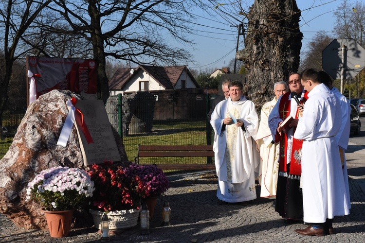 Niepodległej - Bucze