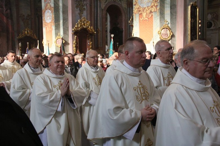 Msza św. w archikatedrze z okazji 100. rocznicy odzyskania niepodległości