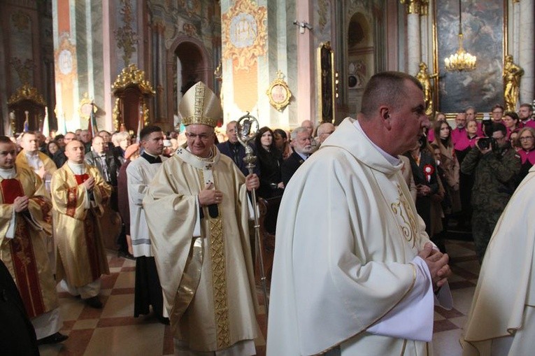 Msza św. w archikatedrze z okazji 100. rocznicy odzyskania niepodległości