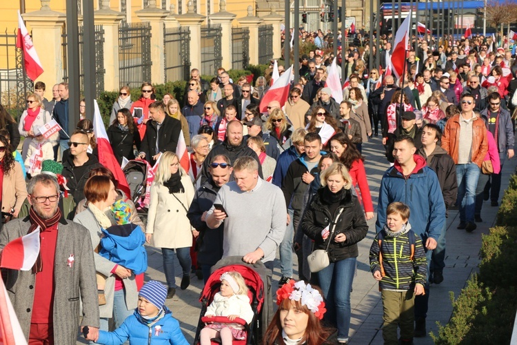 Radosna Parada Niepodległości cz.1