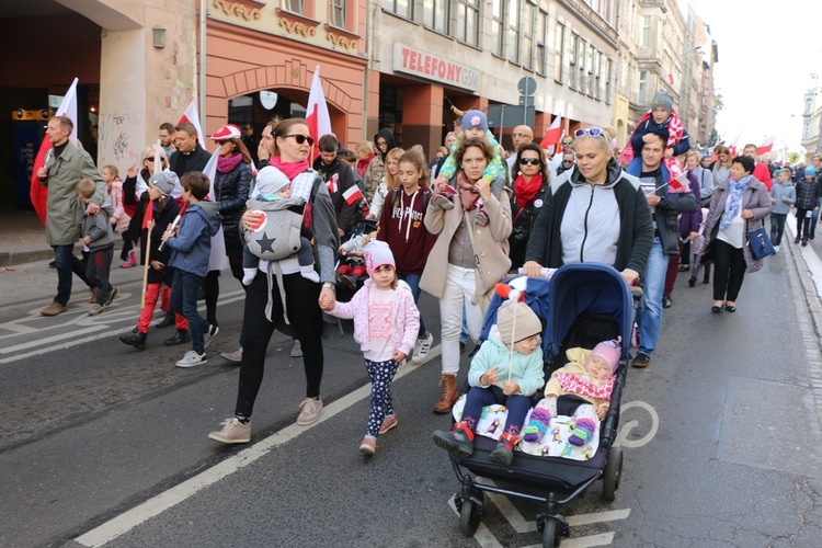 Radosna Parada Niepodległości cz.1