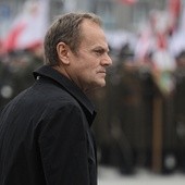 Donald Tusk złożył wieniec przed Grobem Nieznanego Żołnierza