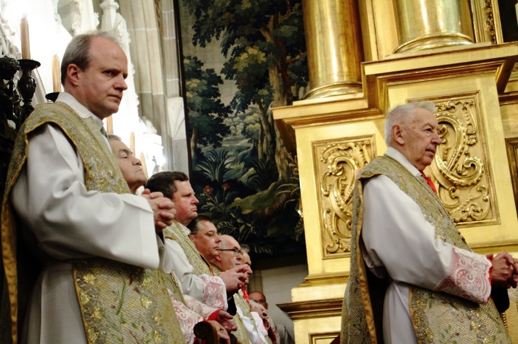 Poświęcenie monstrancji "Lumen Gentium"