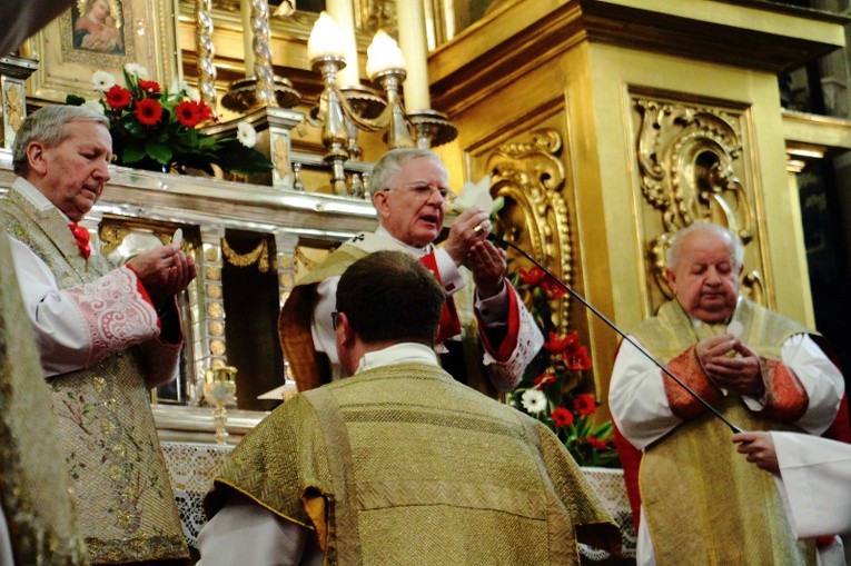 Poświęcenie monstrancji "Lumen Gentium"