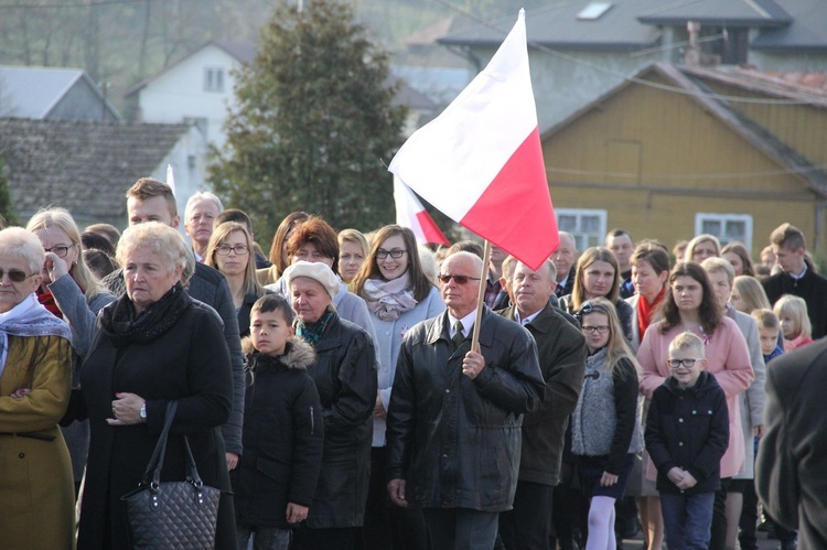 Odsłonięcie pomnika Niepodległości w Jodłowej