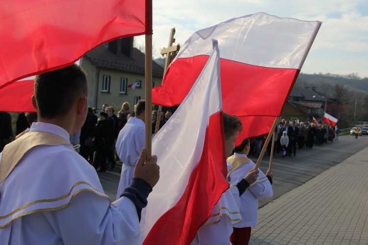 Odsłonięcie pomnika Niepodległości w Jodłowej