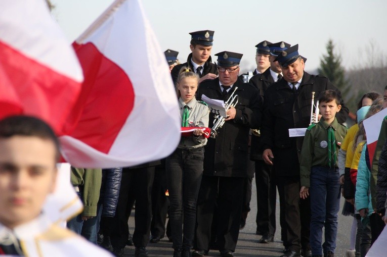 Odsłonięcie pomnika Niepodległości w Jodłowej