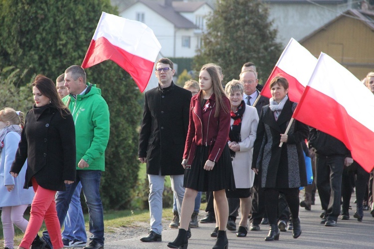 Odsłonięcie pomnika Niepodległości w Jodłowej