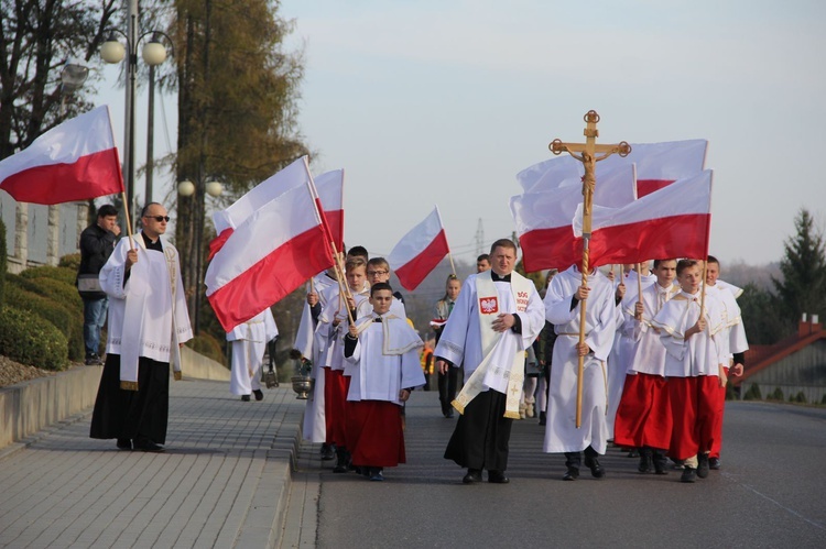 Odsłonięcie pomnika Niepodległości w Jodłowej