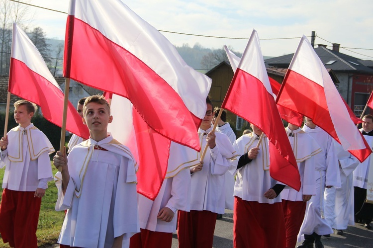 Odsłonięcie pomnika Niepodległości w Jodłowej