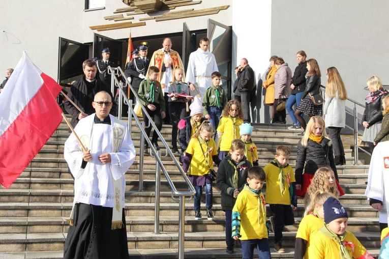 Odsłonięcie pomnika Niepodległości w Jodłowej