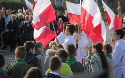 Odsłonięcie pomnika Niepodległości w Jodłowej