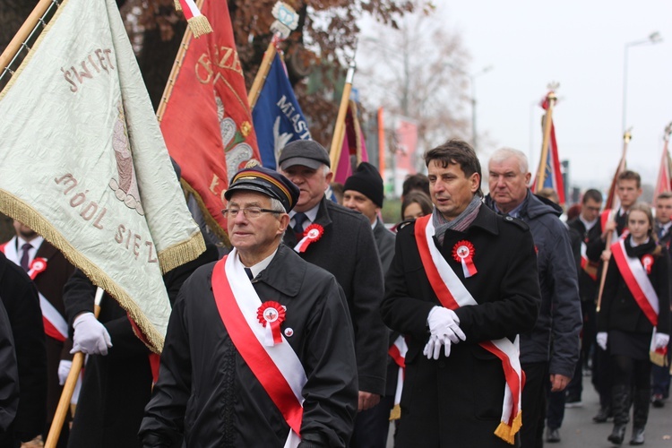 Uroczystości ku czci św. Wiktorii w Łowiczu - procesja