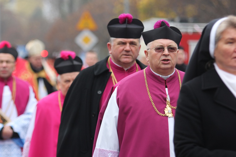 Uroczystości ku czci św. Wiktorii w Łowiczu - procesja