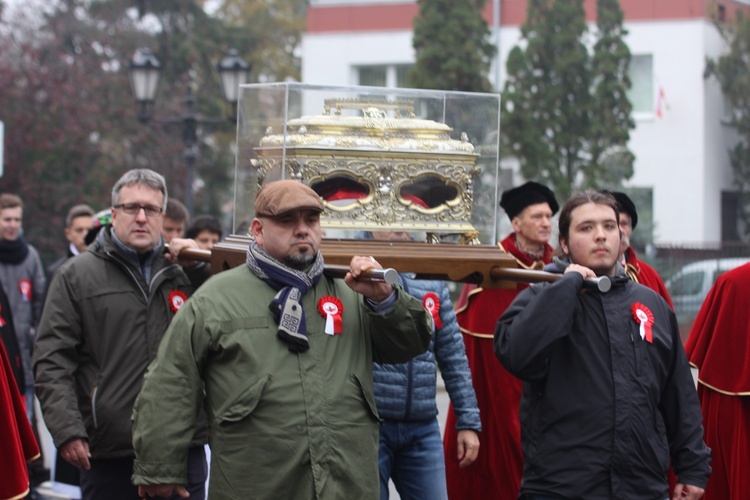 Uroczystości ku czci św. Wiktorii w Łowiczu - procesja