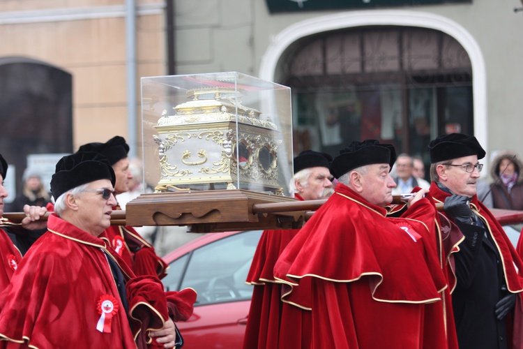 Uroczystości ku czci św. Wiktorii w Łowiczu - procesja