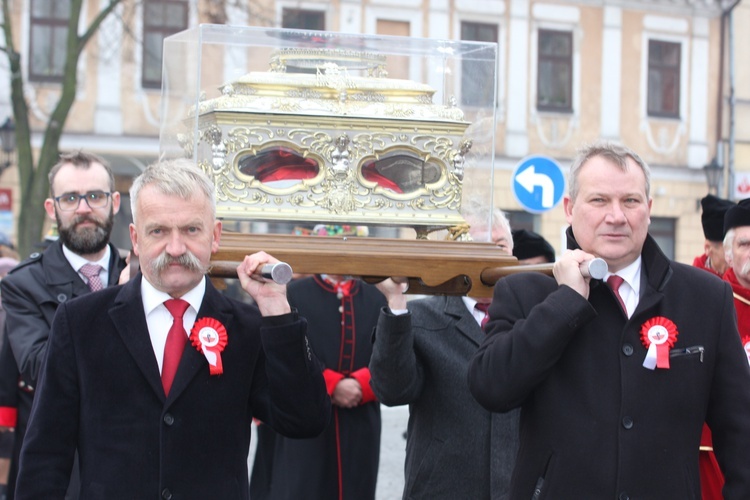 Uroczystości ku czci św. Wiktorii w Łowiczu - procesja