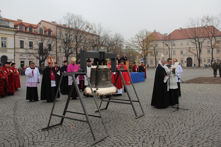 Uroczystości ku czci św. Wiktorii w Łowiczu - procesja