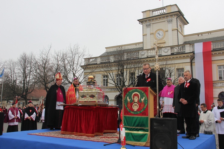 Uroczystości ku czci św. Wiktorii w Łowiczu - procesja