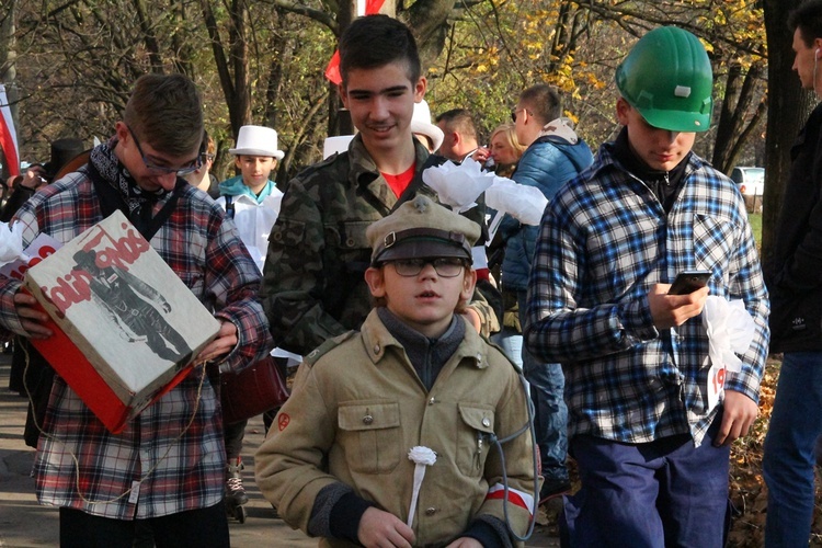 Radosna Parada Niepodległości cz. 4 (z. pl. Społecznego)