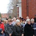 Uroczystość pobłogosławienia obelisku oraz zasadzenie dębu upamiętniających 100. rocznicę niepodległości Polski w Kortowie