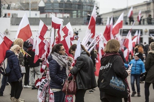 Czerwona łuna nad Warszawą, czyli IX Marsz Niepodległości