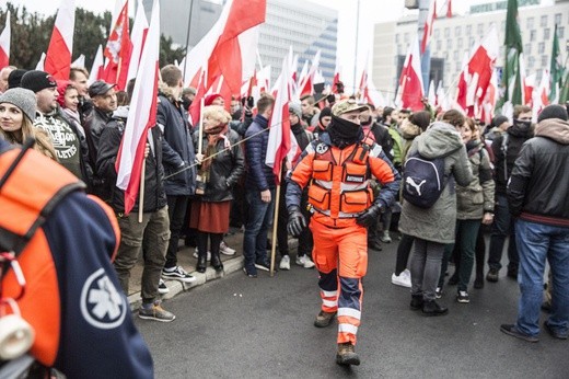 Czerwona łuna nad Warszawą, czyli IX Marsz Niepodległości