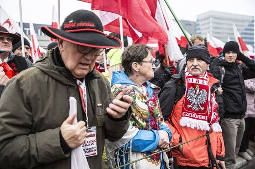 Czerwona łuna nad Warszawą, czyli IX Marsz Niepodległości