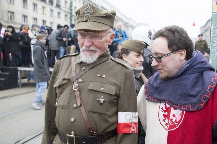 Czerwona łuna nad Warszawą, czyli IX Marsz Niepodległości