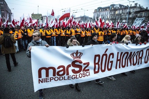 Czerwona łuna nad Warszawą, czyli IX Marsz Niepodległości